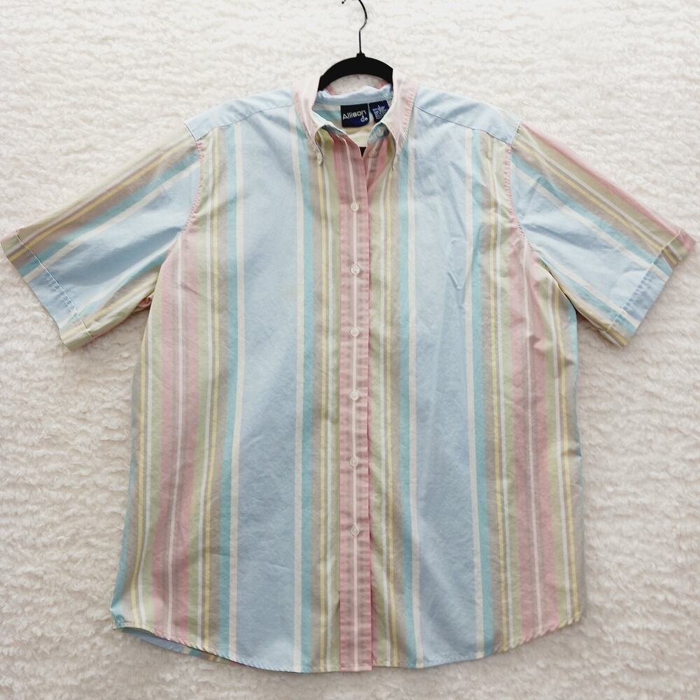 Blouse Button-Up Stripe Pastel Soft Girl Pink Blue Mint Short Sleeve Chic Size L